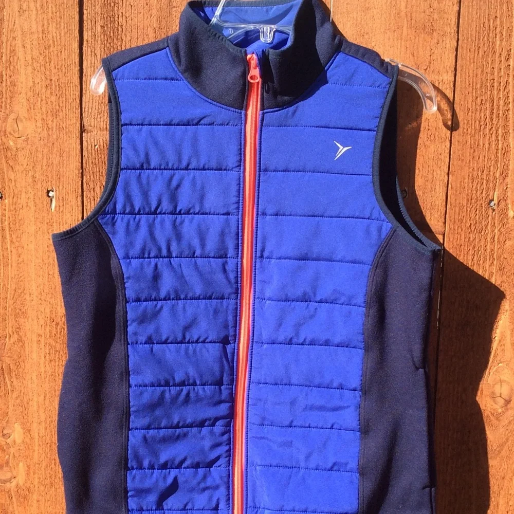 Matching Set Old Navy Active Girl’s Lost at Sea Ultraviolet blue vest & leggings